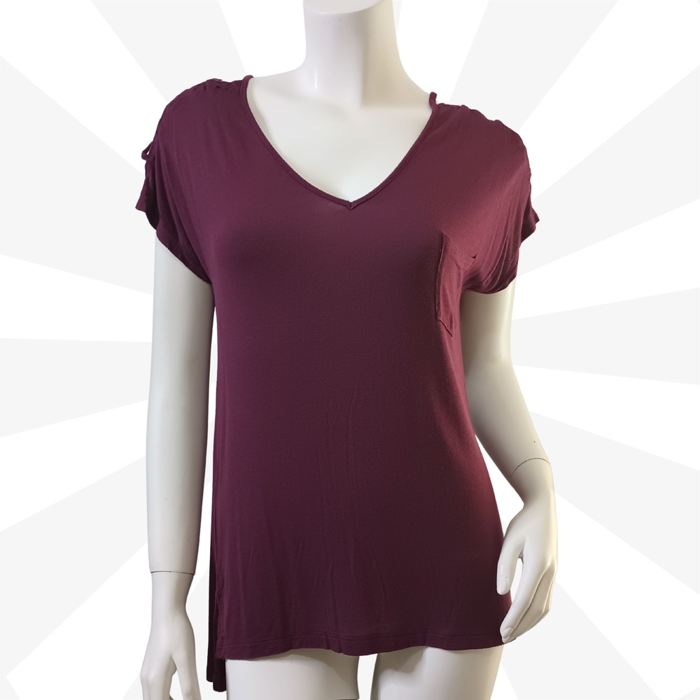 Moral Fiber T-Shirt Size XL Red Asymmetrical Short Sleeve